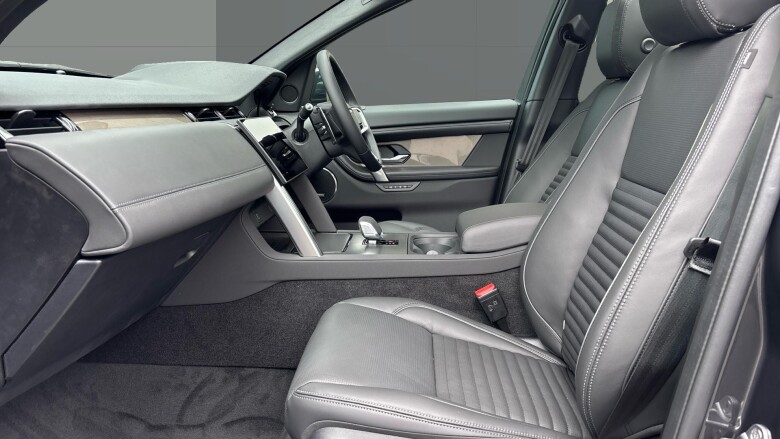 Land Rover Discovery Sport 2.0 D200 Metropolitan 5dr Auto [7 Seat] Diesel Station Wagon